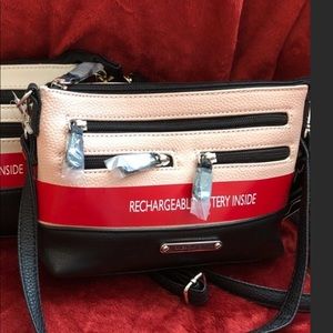 🆕NWT PINK STN. MTN.Rechargeable Leather Crossbody